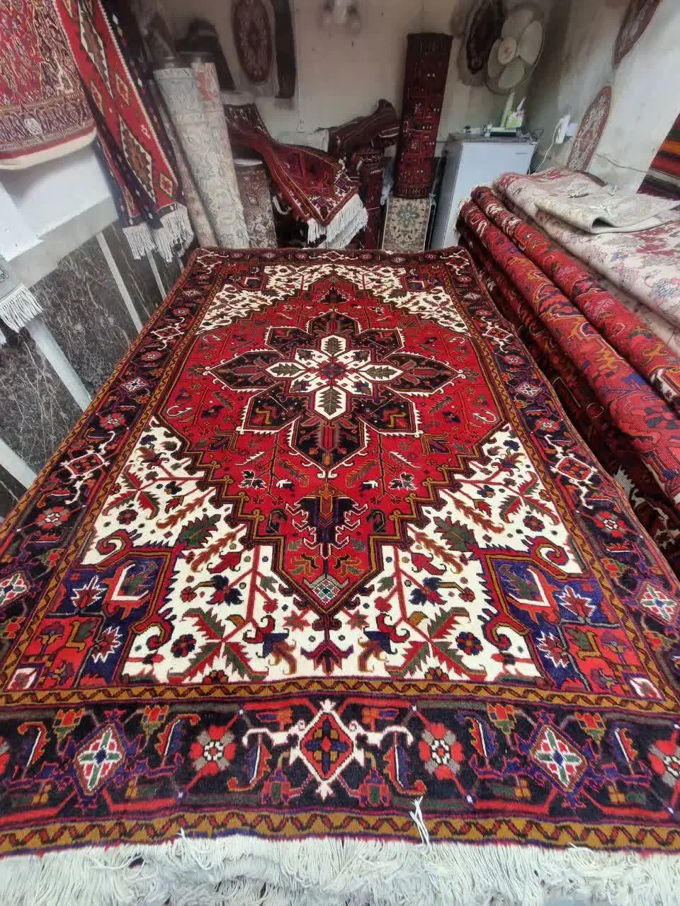 جفت مهربان دست دوم|فرش|مراغه, |دیوار