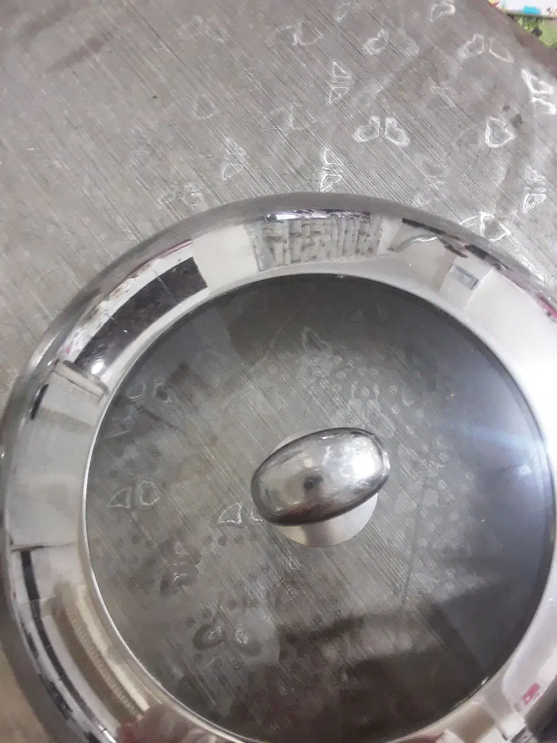 دوعدد در قابلمه|ظروف پختوپز|اندیشه, اندیشه فاز ۱|دیوار