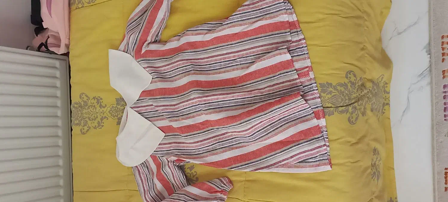 ی سری لباس در حد نو برای سن ۴ تا ۵ سال بفروش میرسد|لباس|شاهرود, |دیوار