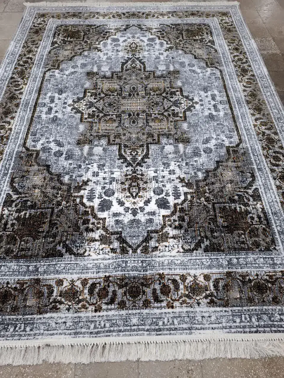 فرش هراز خرید تک به قیمت عمده/۵۰۰ تا ۱۲۰۰ شانه|فرش|بابل, |دیوار