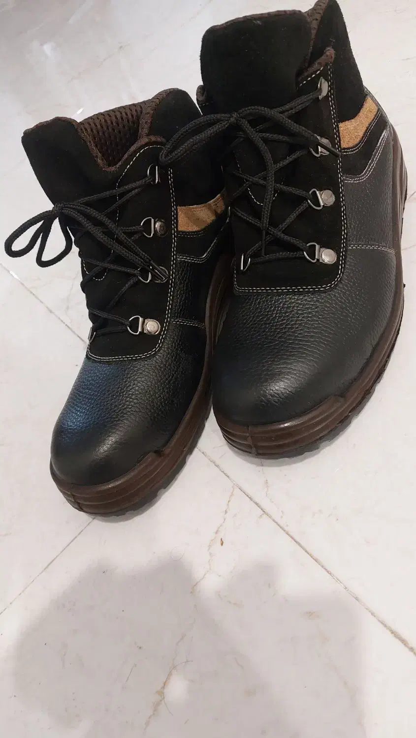 کفش ایمنی سایز ۴۳|کیف، کفش، کمربند|سبزوار, قاضی زاد|دیوار