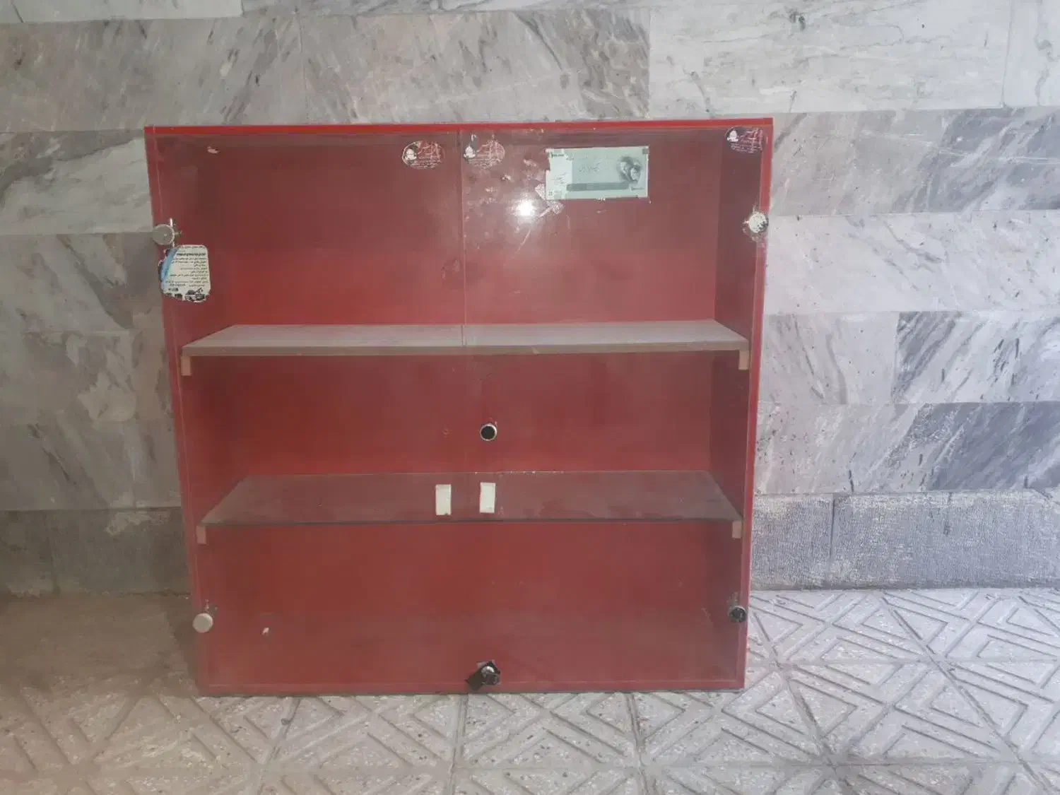 کمدی اندیف|جاکفشی، کمد، دراور|اصفهان, ارغوانیه|دیوار