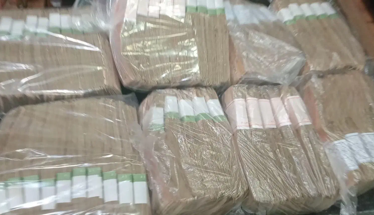 ۲۶۰بسته اسکناس زیرقیمت|کلکسیون سکه، تمبر، اسکناس|رشت, جانبازان|دیوار