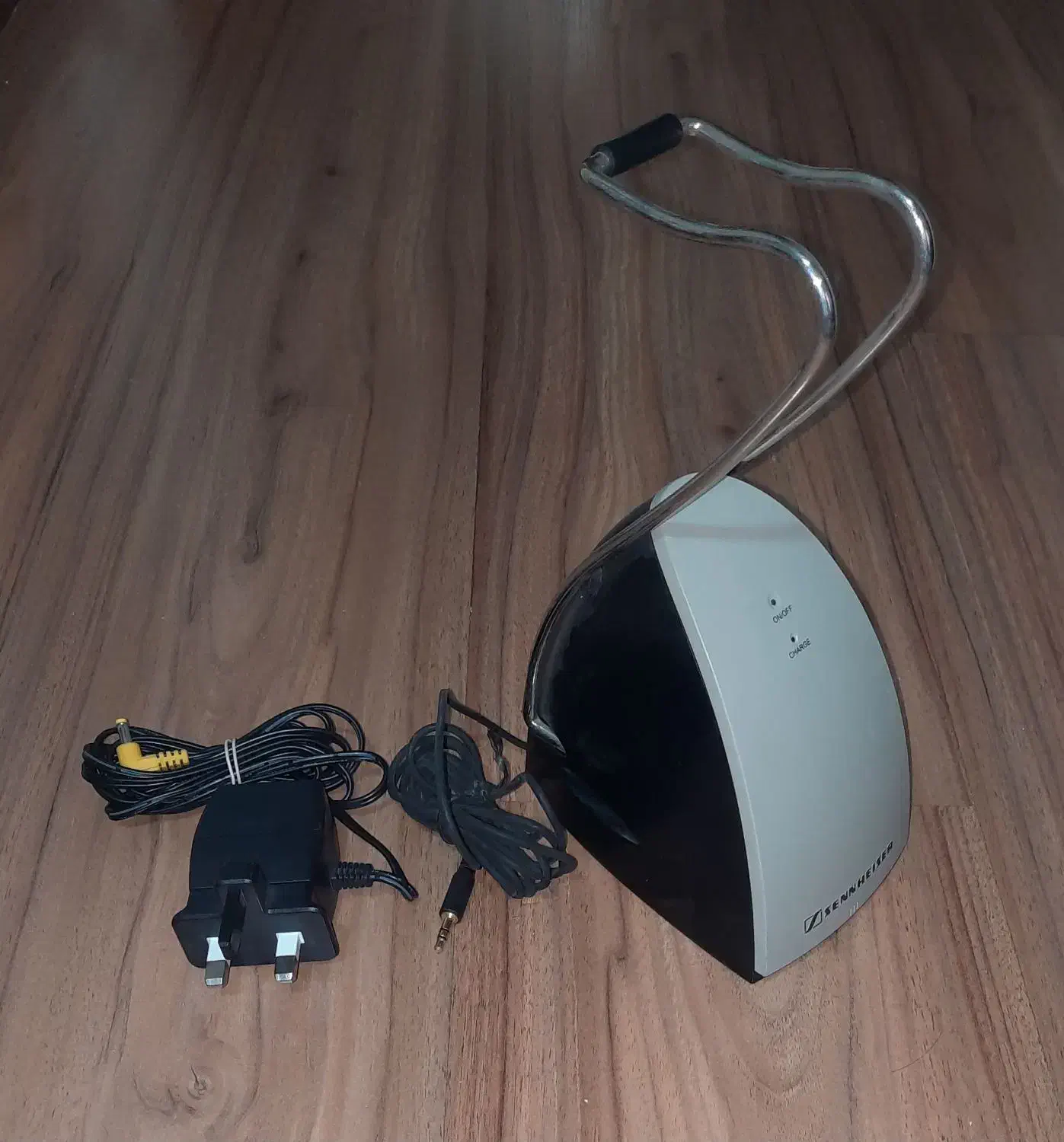 پایه و شارژر اصلی هدفون، سنهایزر  ( sennheiser )|سیستم صوتی خانگی|تهران, سلسبیل جنوبی|دیوار