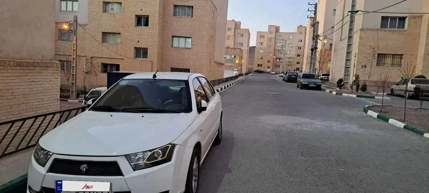 دنا مدل ۹۵|خودرو سواری و وانت|پرند, فاز ۶|دیوار