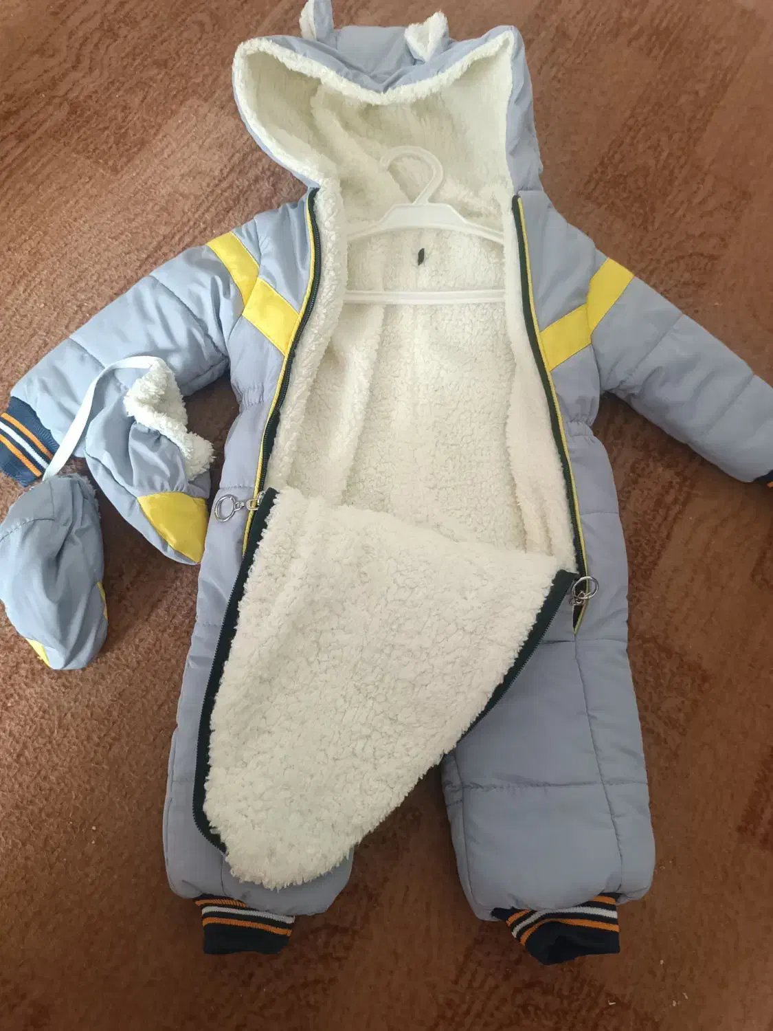 کاپشن سرهمی شش ماهگی تا ده ماهگی-|کفش و لباس بچه|قم, دانشگاه قم|دیوار