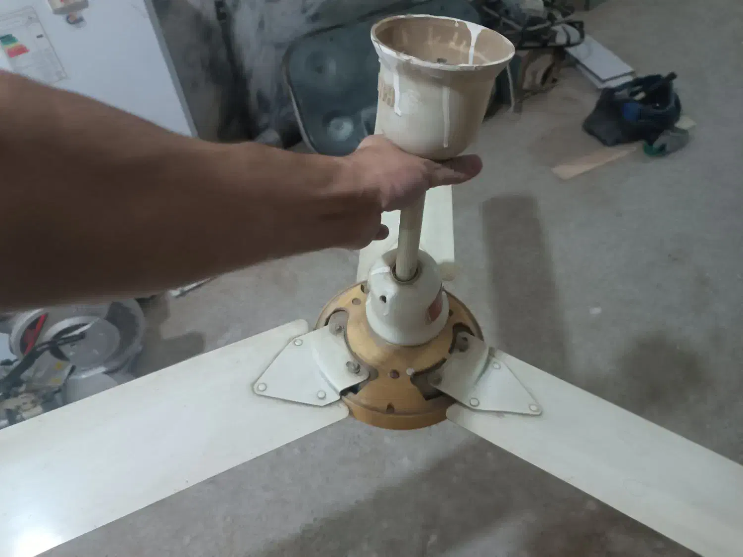 پنکه سقفی|پنکه و تصفیه‌کنندهٔ هوا|چناران, |دیوار