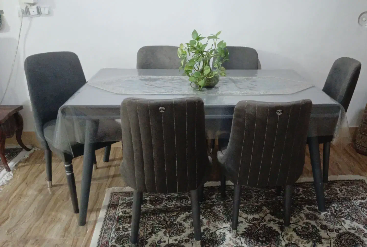 میز و صندلی  ناهار خوری|میز و صندلی غذاخوری|تربت‌حیدریه, بالا ولایت|دیوار