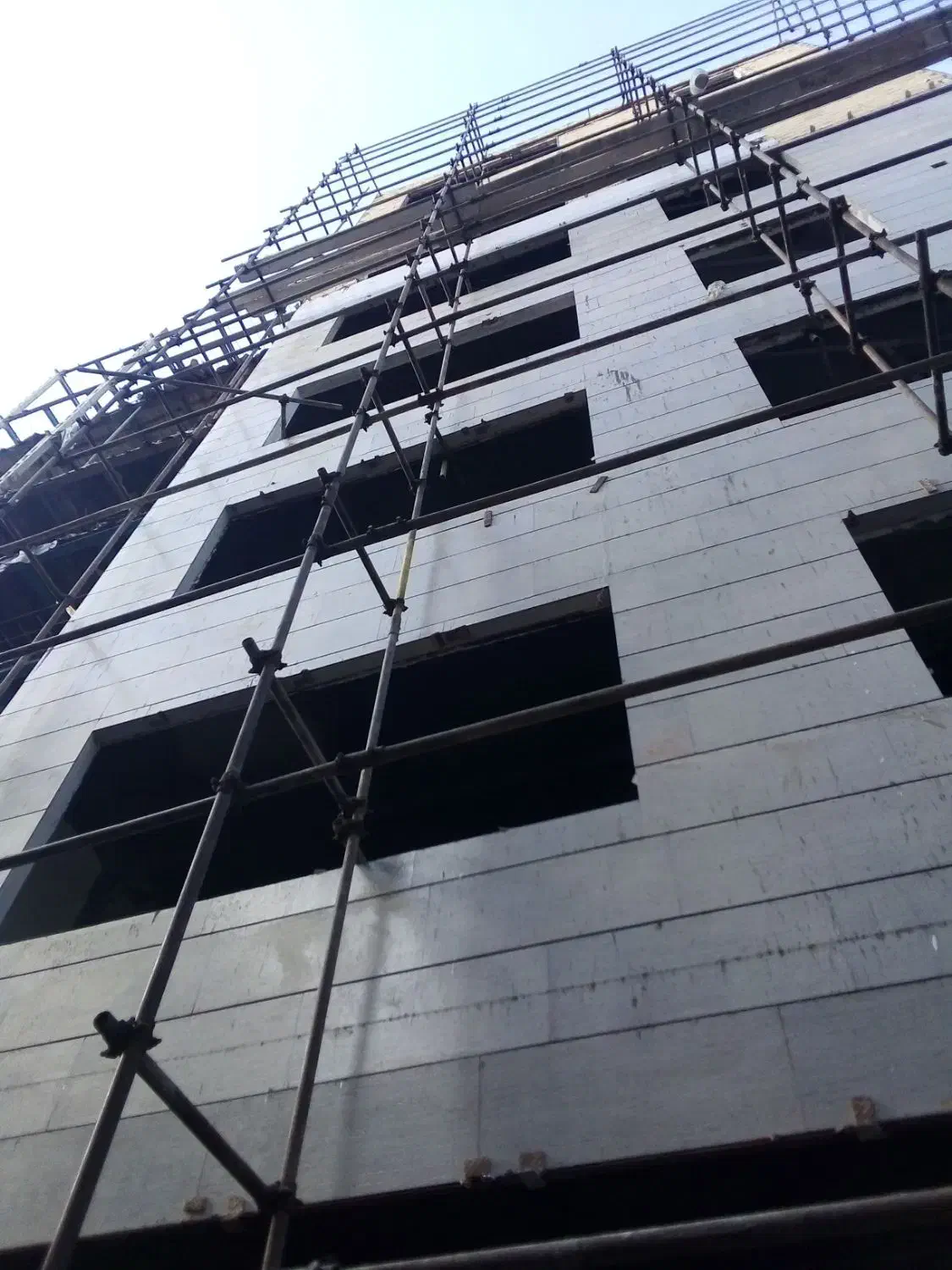 سنگ کاری .کاشیکاری.(فقط کارگر دوغاب ریز  نیازمندم)|خدمات پیشه و مهارت|مشهد, رسالت|دیوار