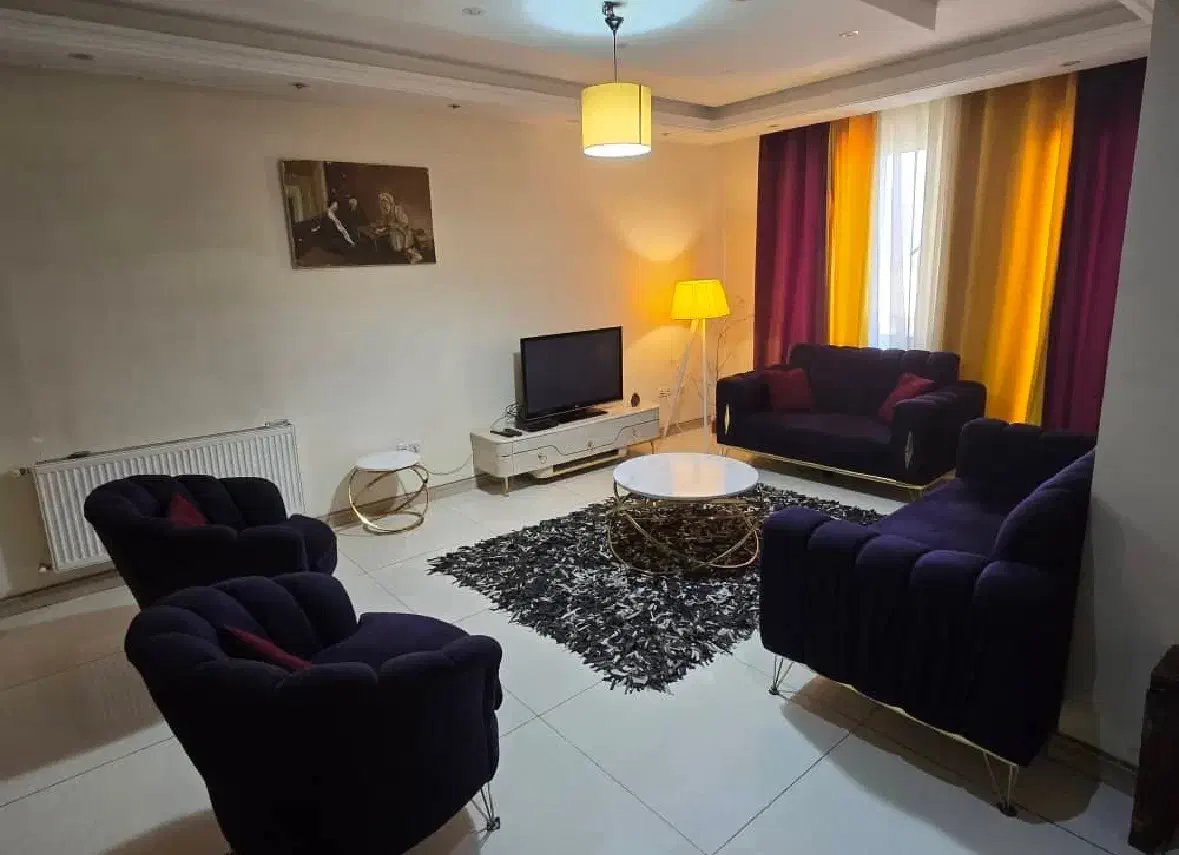 اجاره واحدمبله وسویت تمیز فول امکانات|اجارهٔ کوتاهمدت آپارتمان و سوئیت|تهران, فلسطین (میدان انقلاب)|دیوار