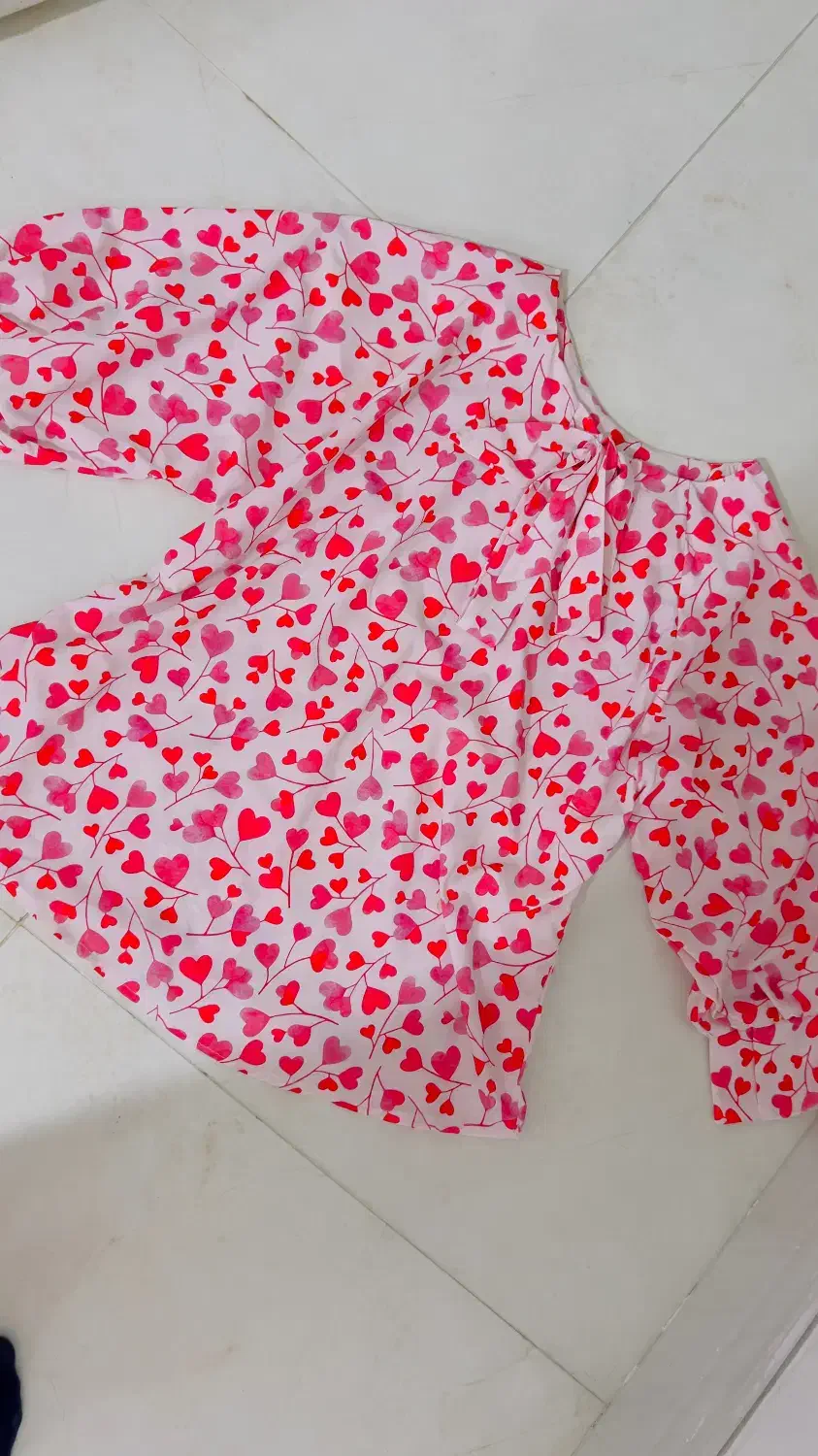 لباس|لباس|بندر کنگان, |دیوار