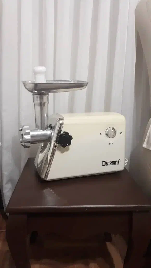 چرخ گوشت|خردکن، آسیاب، غذاساز|رشت, استقامت ۲|دیوار