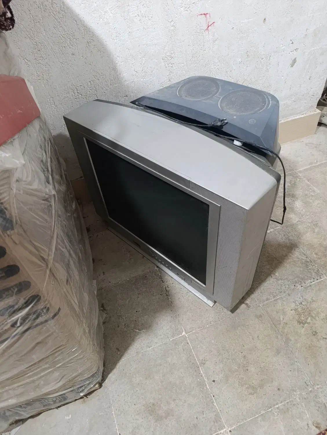 تلوزیون اسنوا با کیفیت بالا|تلویزیون و پروژکتور|کوه چنار, |دیوار