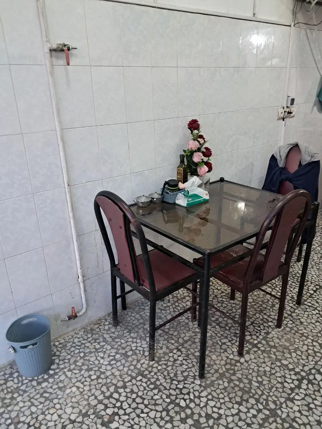 میز و صندلی غذاخوری|میز و صندلی غذاخوری|شفت, |دیوار