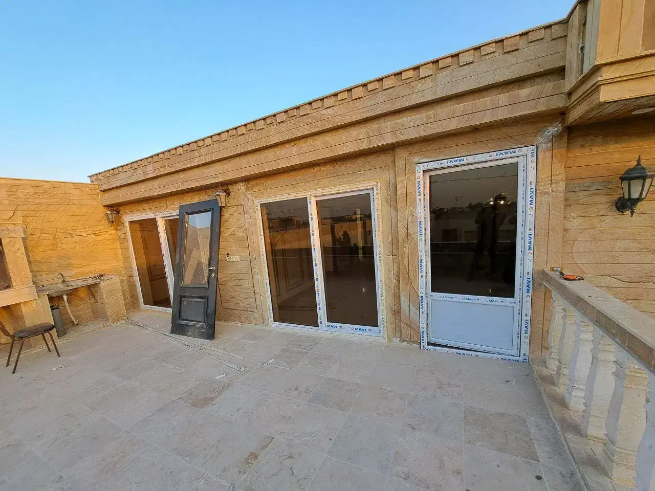 تولید و تعمیرات درب و پنجره یو پی وی سی UPVC|خدمات پیشه و مهارت|مشهد, هدایت|دیوار