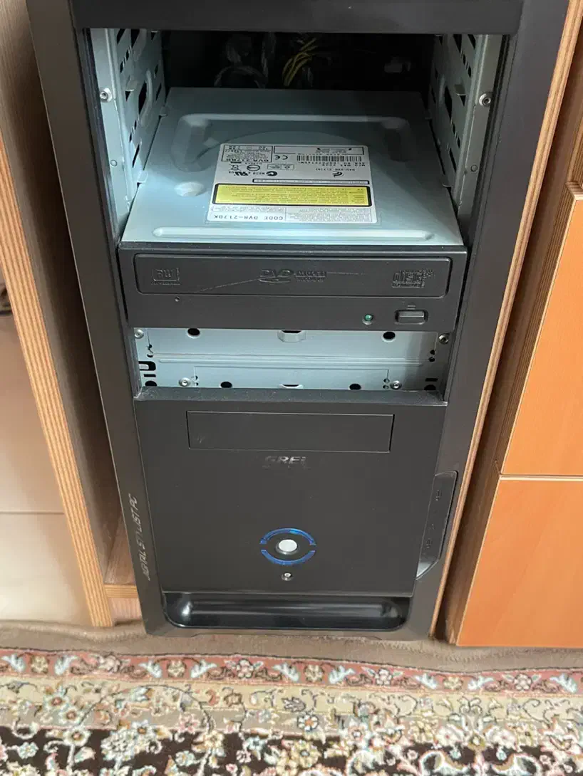 کیس و مانتیور با تمام لوازم جانبی (خانگی)|رایانه رومیزی|تهران, باشگاه نفت|دیوار