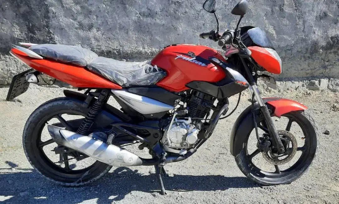 موتور باجاج پالس۱۳۵|موتورسیکلت|بندرعباس, |دیوار