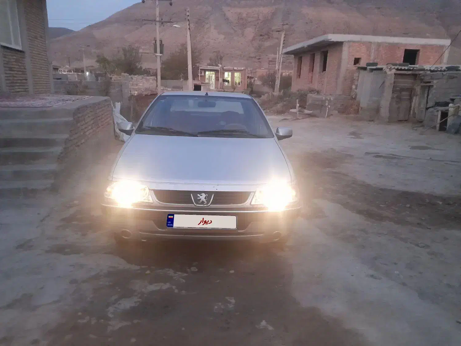 پژو ۴۰۵ جی ال ایکس مدل ۹۰|خودرو سواری و وانت|بران, |دیوار