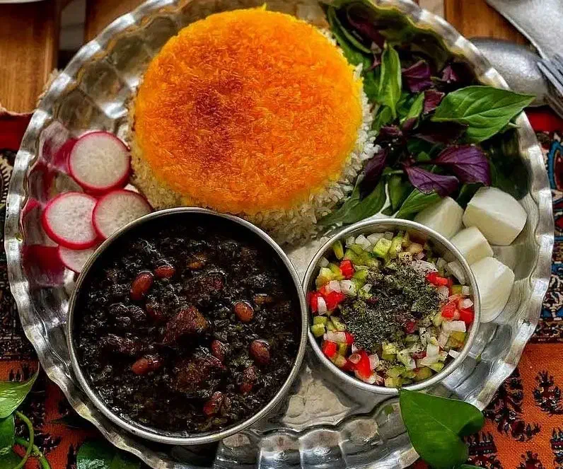 سفارش خورشت قیمه و قورمه سبزی|خدمات پذیرایی، مراسم|همدان, |دیوار