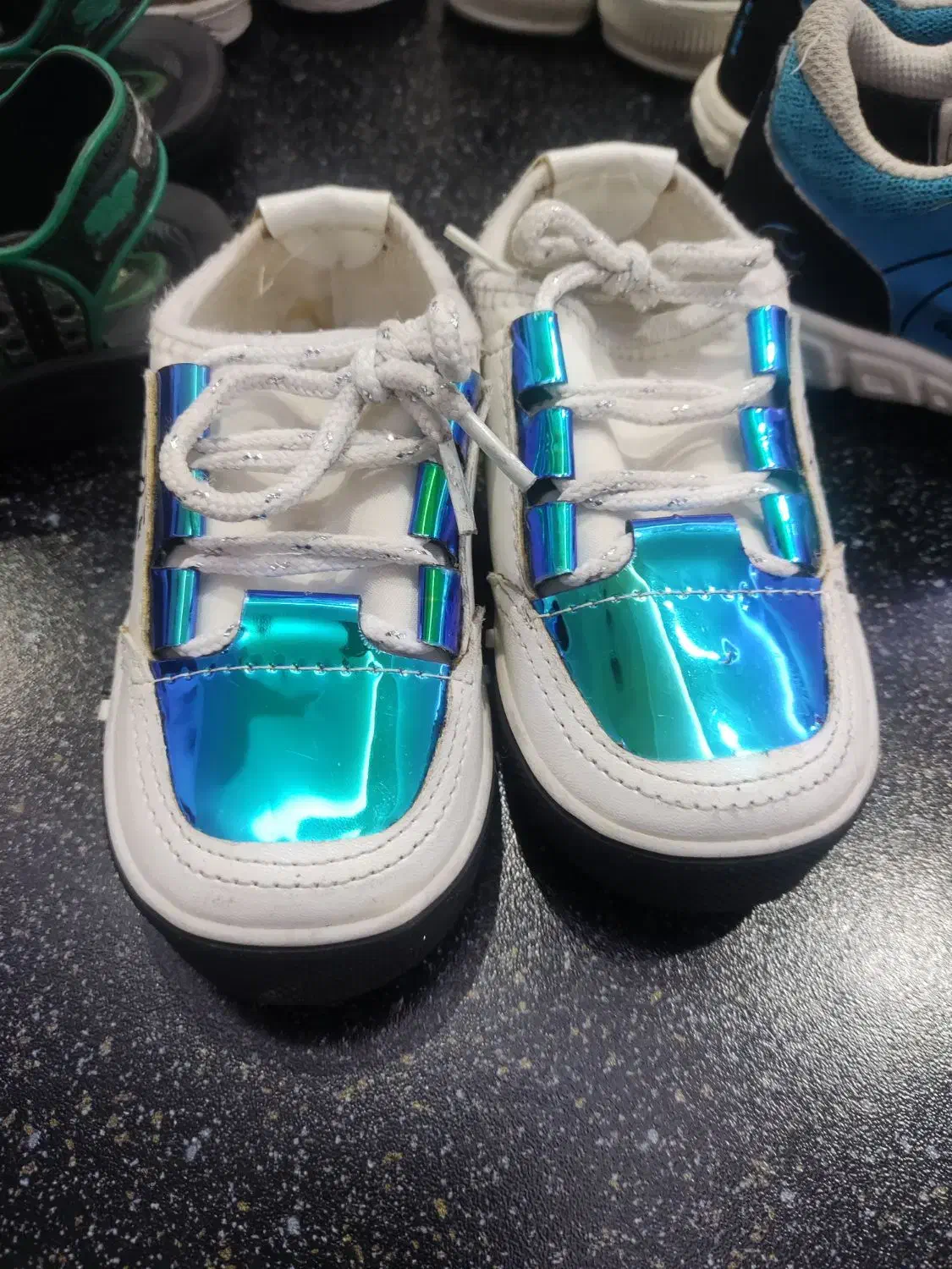 کفش بچه گانه|کفش و لباس بچه|تهران, آهنگران (سراسیاب دولاب)|دیوار