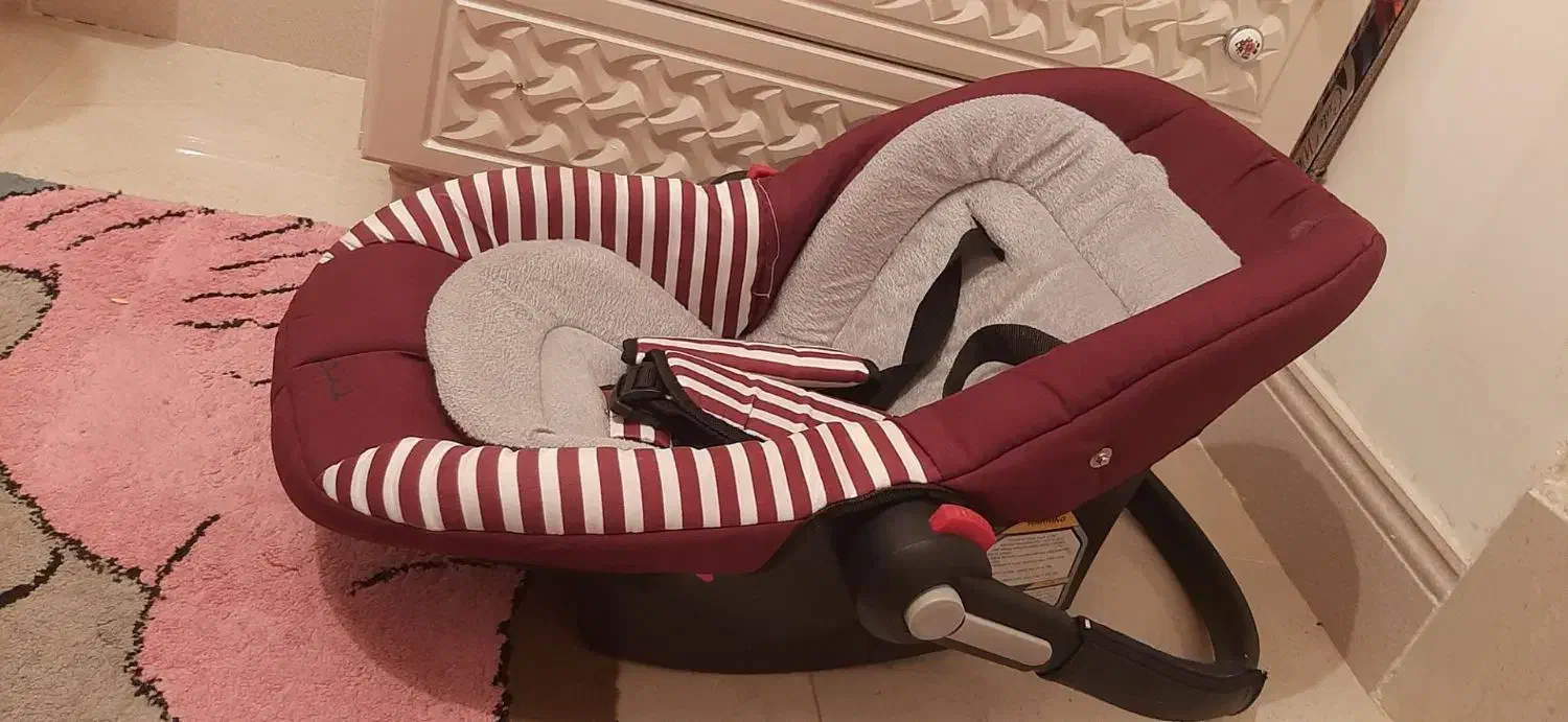 کریر سالم و. تمییز|کالسکه و لوازم جانبی|تویسرکان, |دیوار