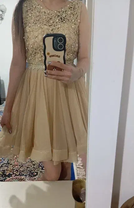 لباس مجلسی|لباس|چهارباغ, |دیوار