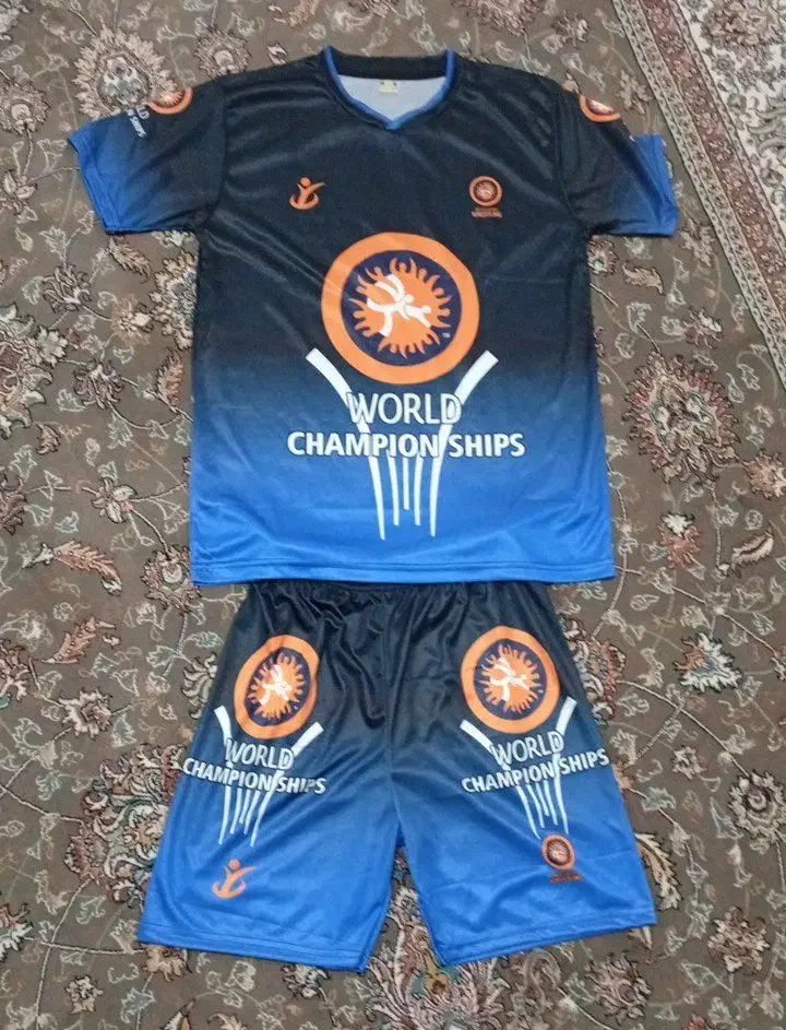 ست ورزشی ، کشتی werstling.|تجهیزات ورزشی|همدان, |دیوار