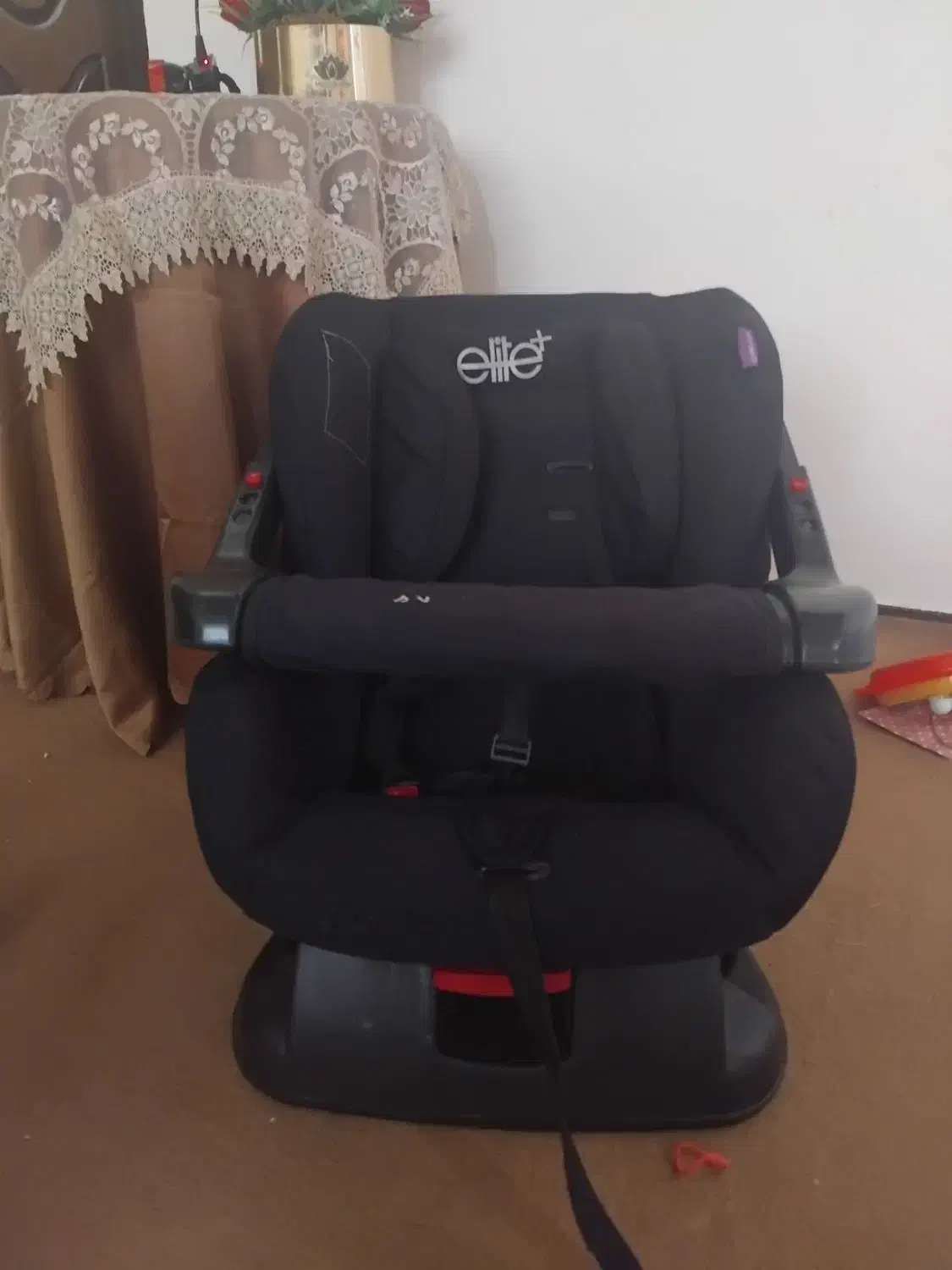 صندلی ماشین کودک|تخت و صندلی بچه|شاهرود, |دیوار