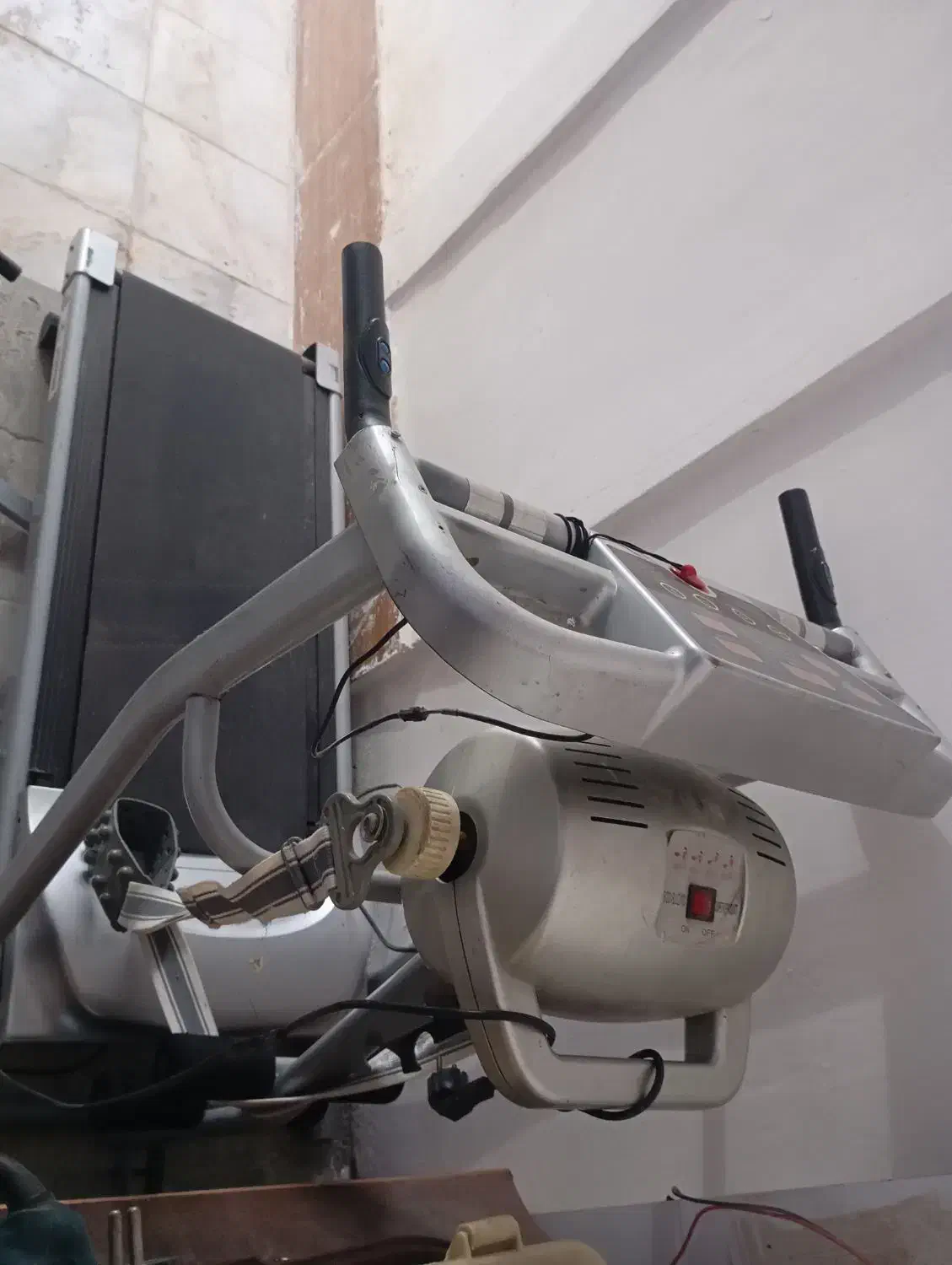 تردمیل|تجهیزات ورزشی|امیدیه, |دیوار