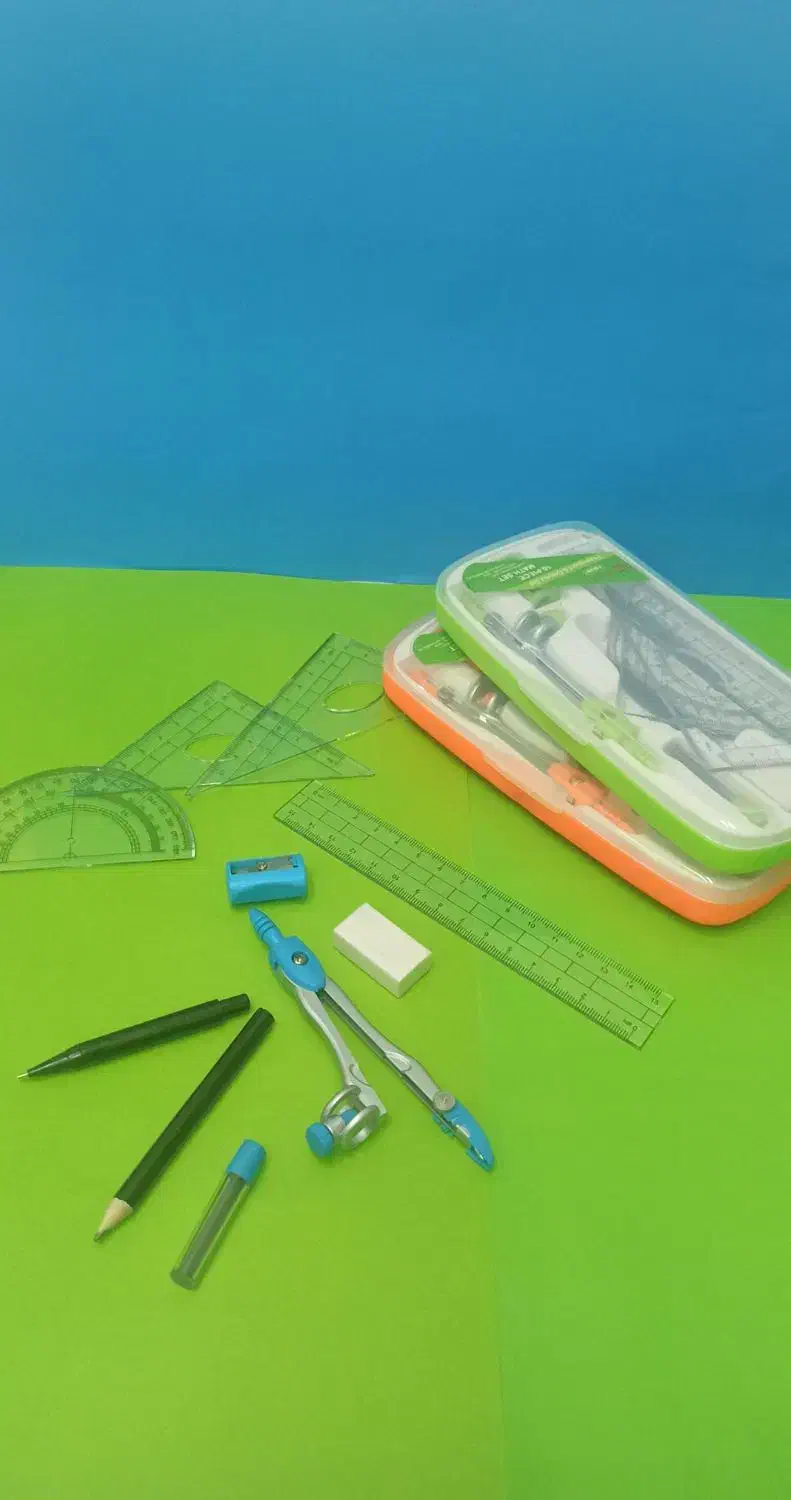 پرگار|لوازم التحریر|اصفهان, باغ زیار|دیوار