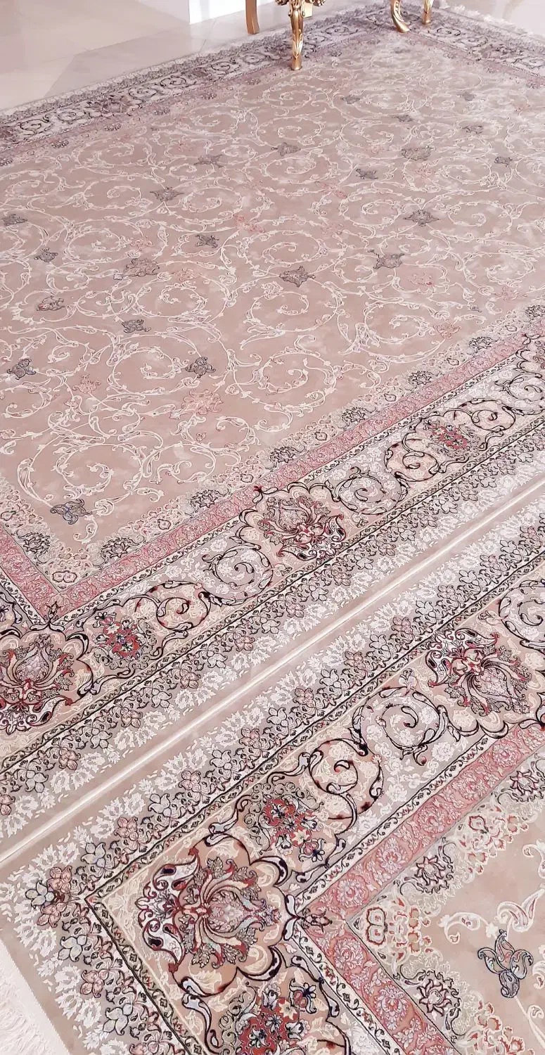 فرش ۱۲۰۰شانه ۱۲متری|فرش|زنجان, |دیوار