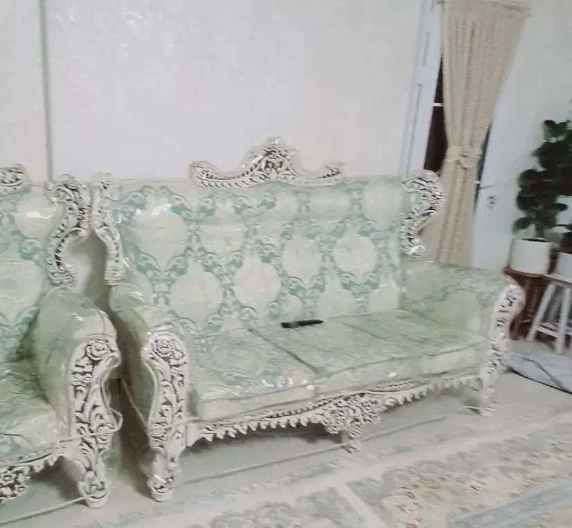 مبل سلطنتی کلاسیک ۷نفره در حد نو|مبلمان خانگی و میز عسلی|ماسال, |دیوار