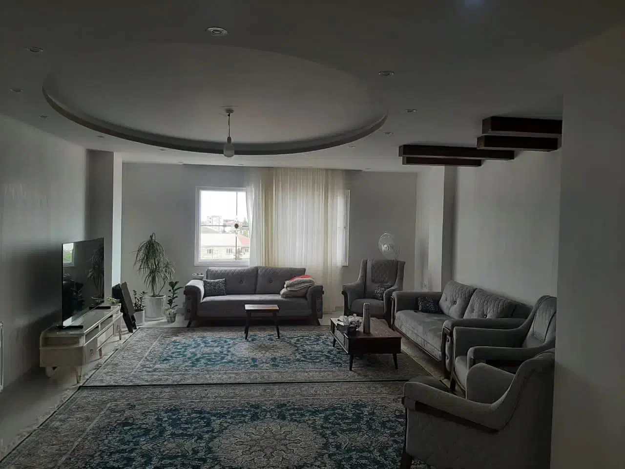 واحد نوساز ۱۱۰ متری دو خواب وسط شهر|فروش آپارتمان|پرهسر, |دیوار