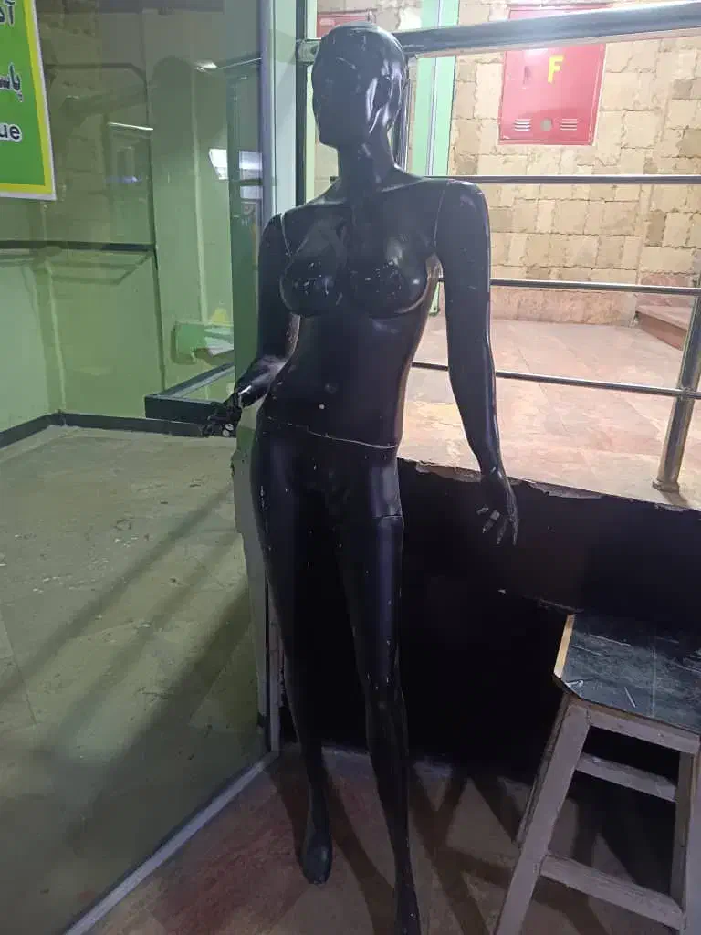 مانکن لباس زنانه|فروشگاه و مغازه|کرمانشاه, |دیوار