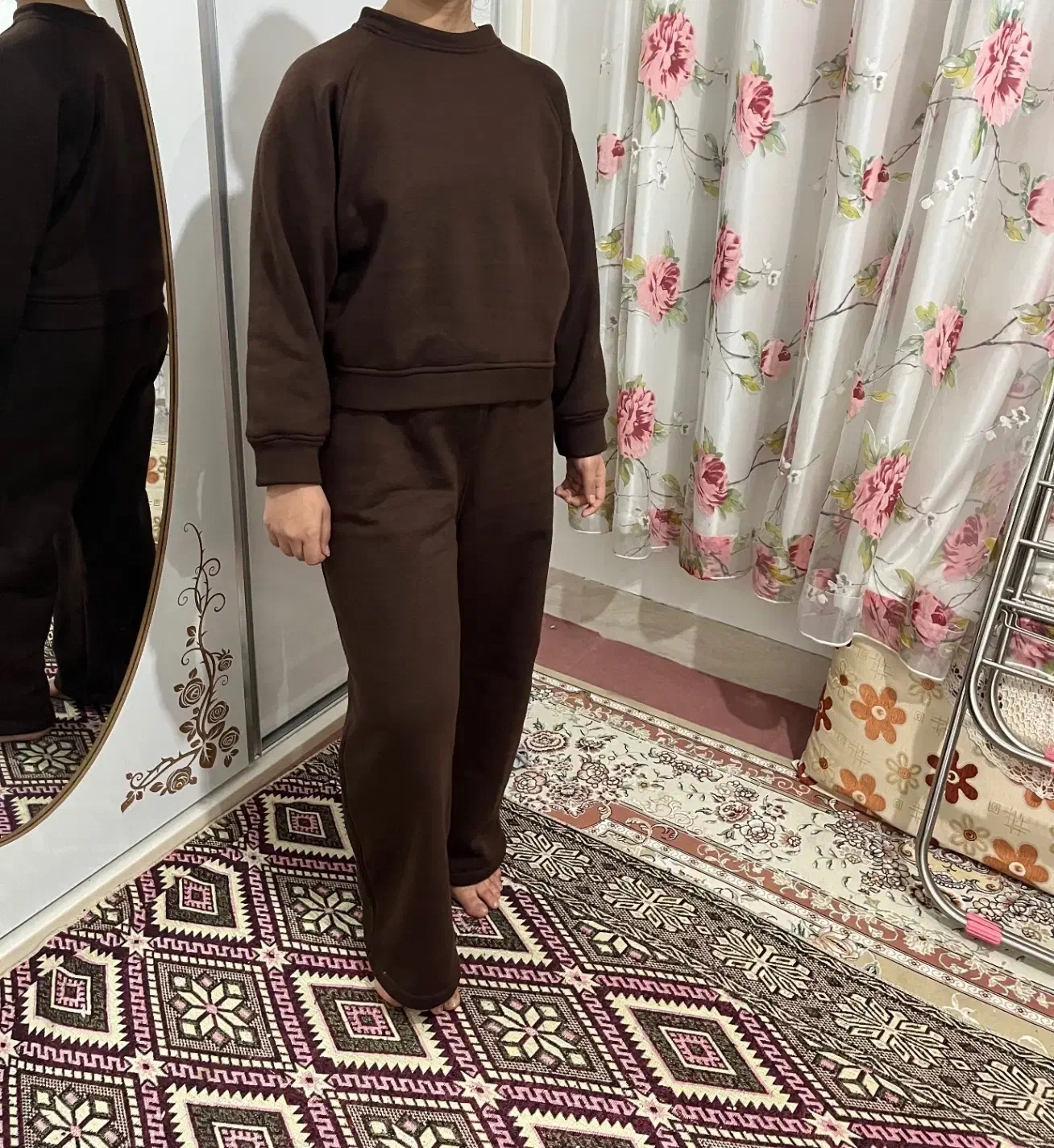 ست دورس تو کرکی|لباس|میانه, |دیوار