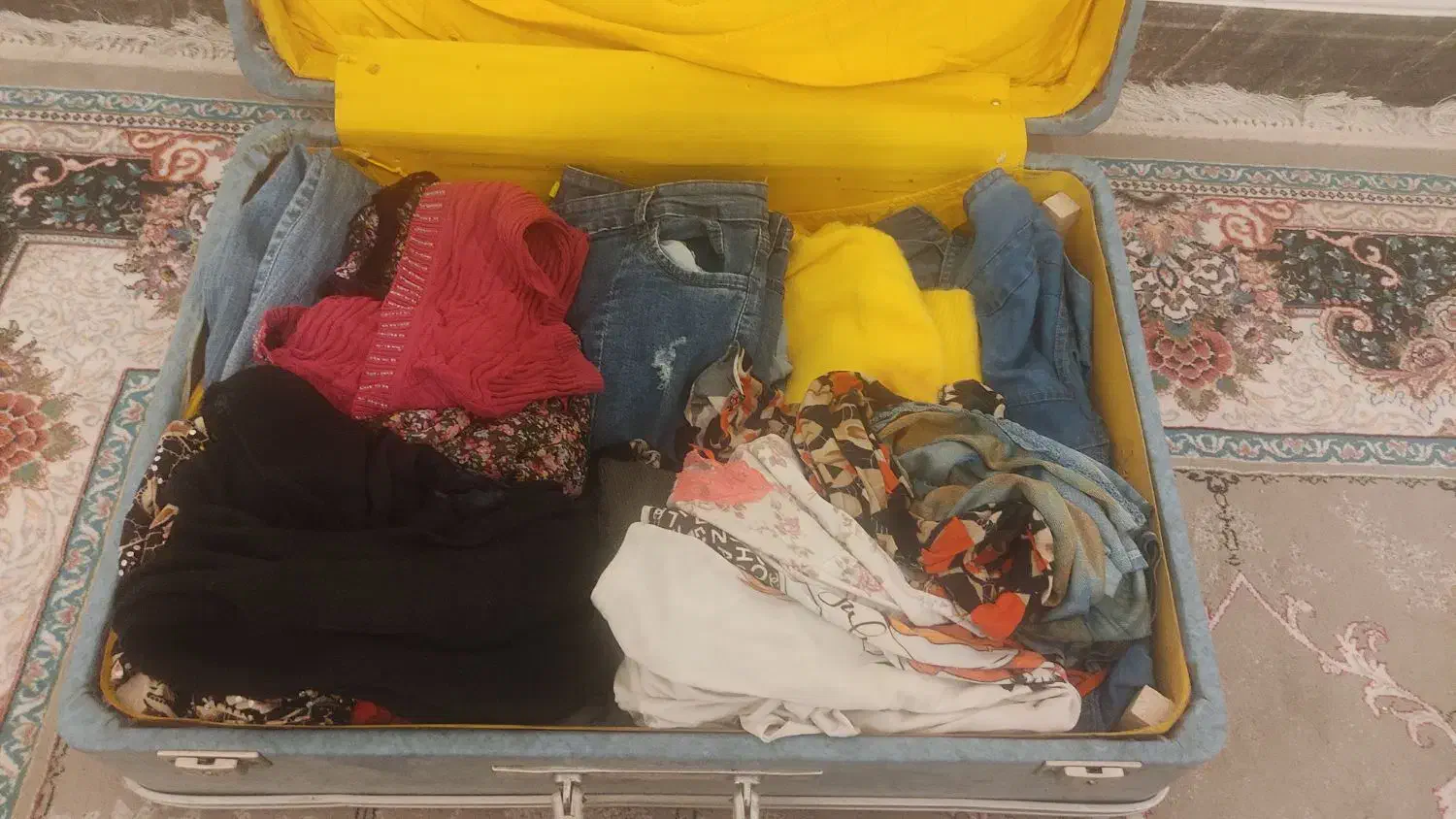 لباس و چمدون|لباس|شیراز, شهرک دارایی|دیوار