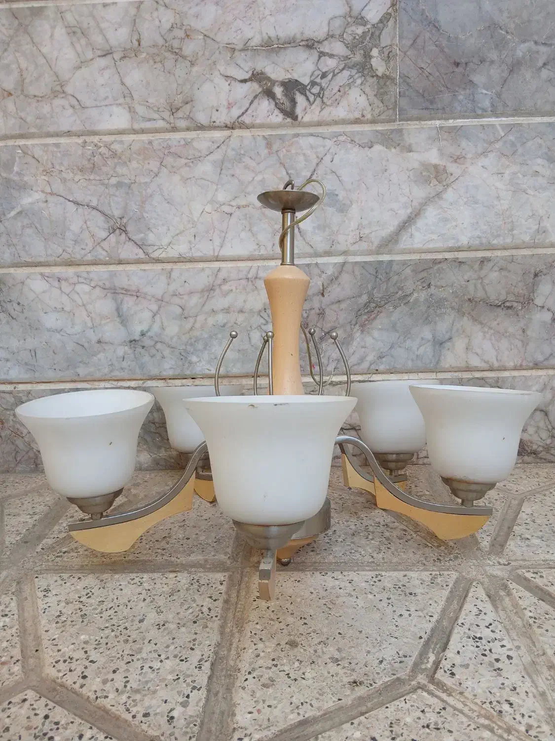 چراغ|لوستر و چراغ آویز|مشهد, کلاکوب|دیوار