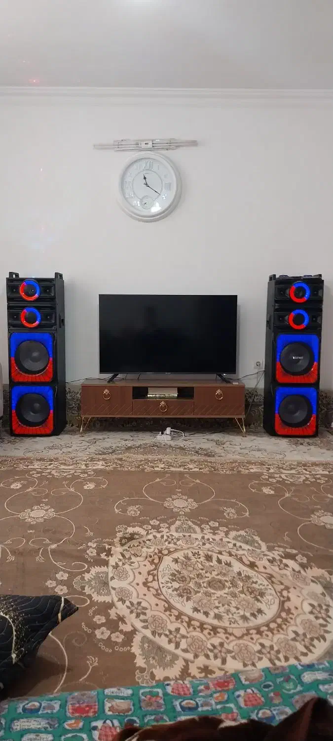 باند بزرک کیفیت بالا شرایطی هم میدم|سیستم صوتی خانگی|تربت جام, مسکن مهر|دیوار