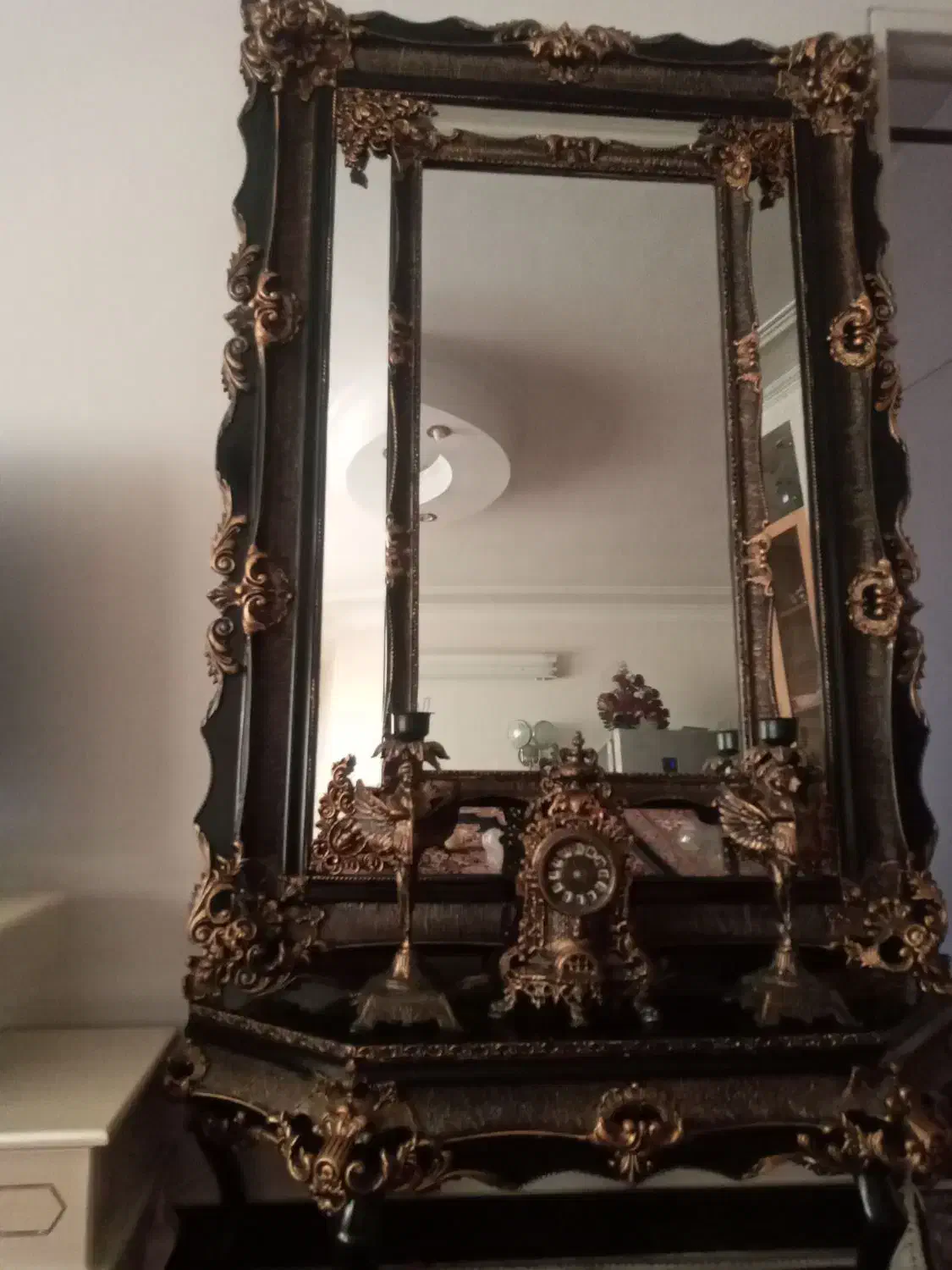 آینه ومیزکنسول|بوفه، ویترین، کنسول|قدس, شهر‌قدس|دیوار