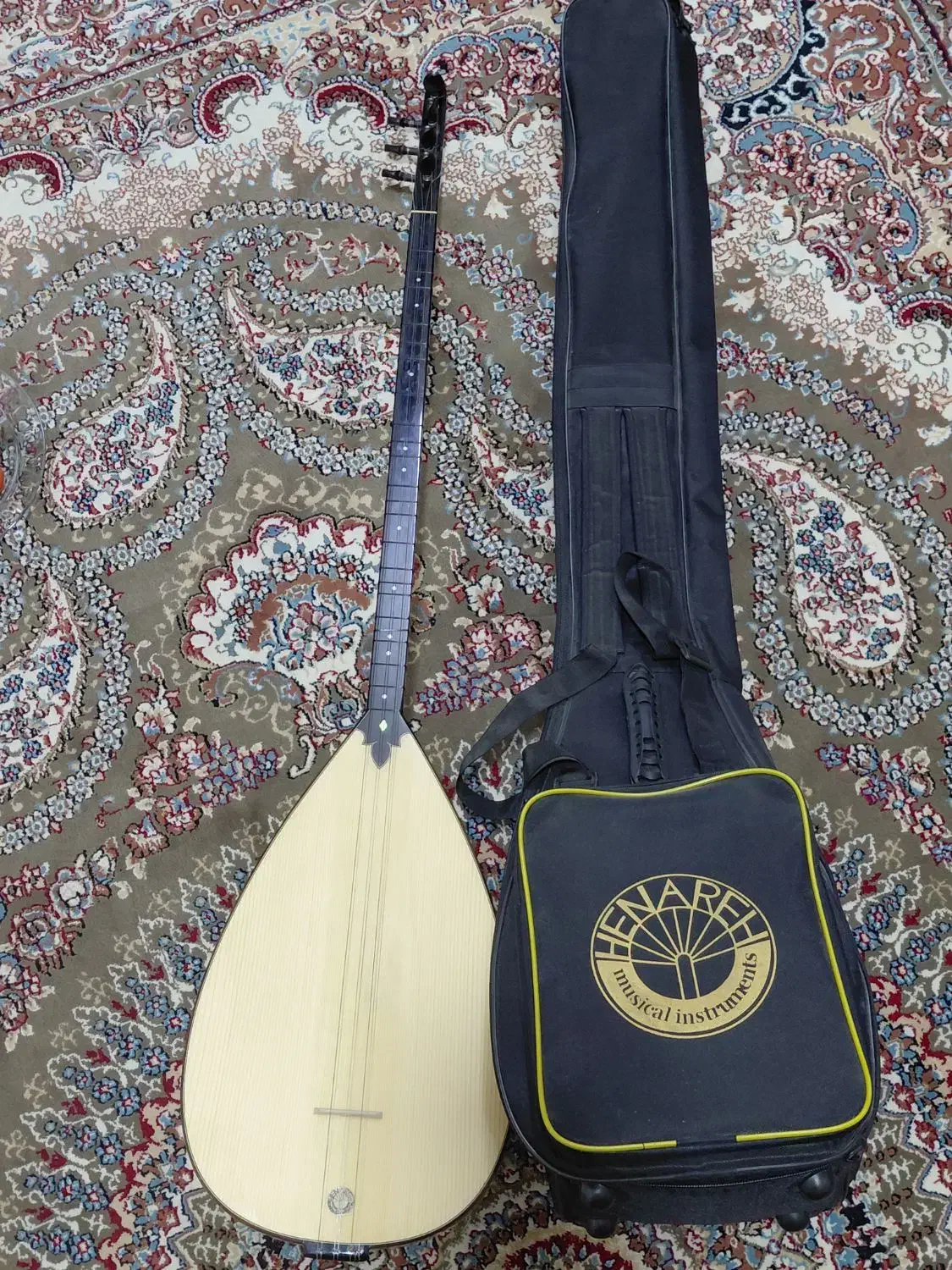 باغلاما هناره|سازهای سنتی|بهارستان, |دیوار