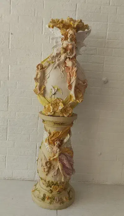 گلدان و پایه تزیینی بسیار شیک|مجسمه، تندیس، ماکت|ایلام, |دیوار