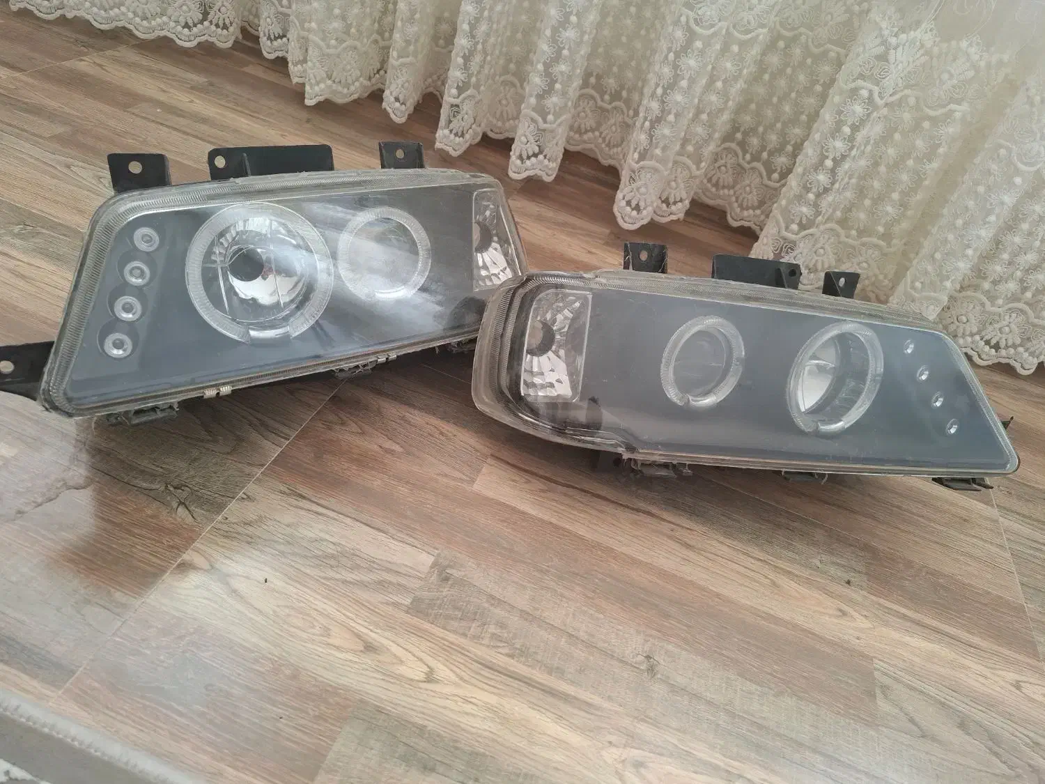 کاسه چراغ ماشین تیوفایو|قطعات یدکی و لوازم جانبی|لردگان, |دیوار