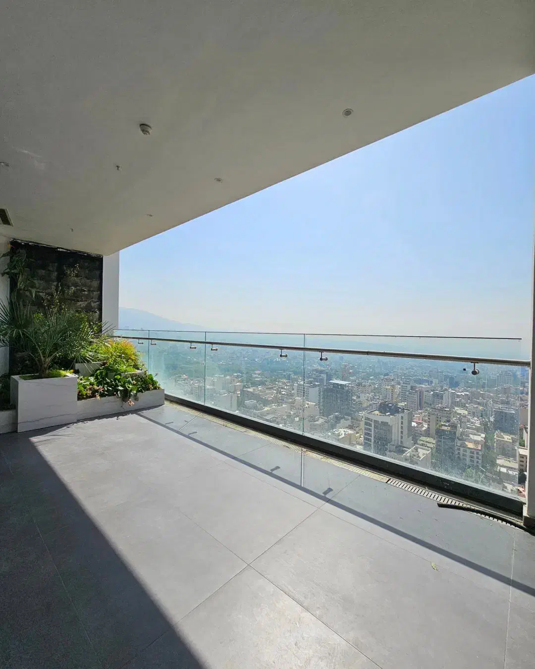 ۴۰۰متر تندیس زنبق ، کلیدنخورده ، ۲۵متر تراس ، 5p|اجارهٔ آپارتمان|تهران, زعفرانیه|دیوار