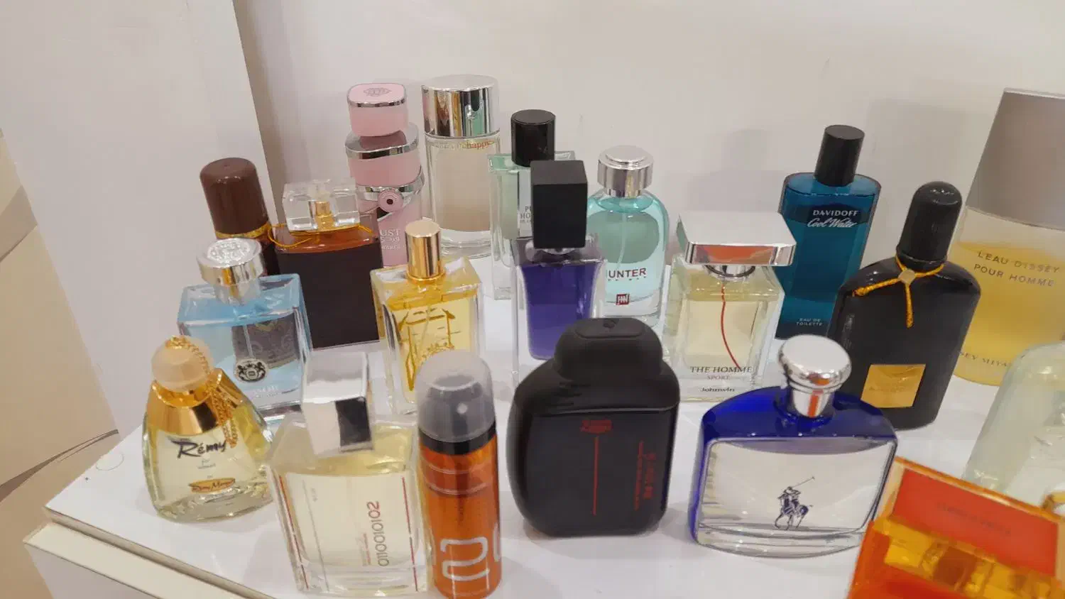 فروش ادکلن در منزل بدون واسطه و تحویل حضوری|آرایشی، بهداشتی، درمانی|مشهد, یوسفیه (شهرک غرب)|دیوار