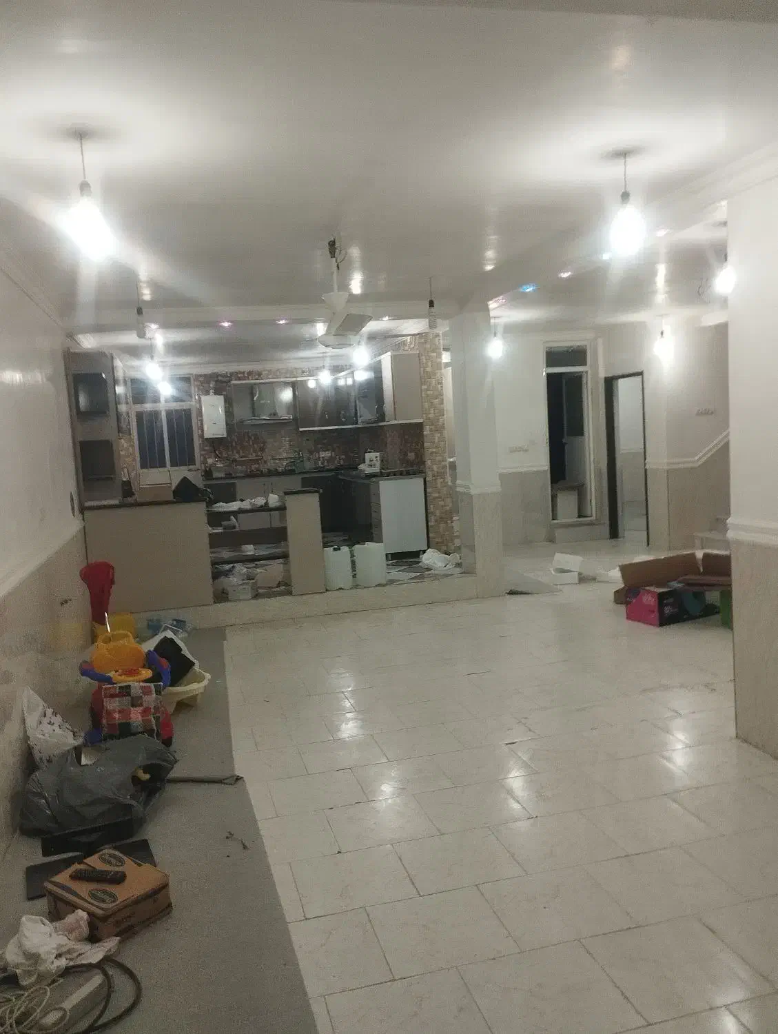 اپارتمان 2واحدی طبقه اول 3خوابه باپارکینگ|اجارهٔ آپارتمان|بندر دیر, |دیوار