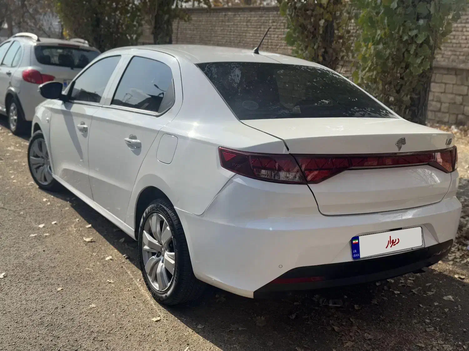 تارا ۱۴۰۲ سفید ۵۰تاکار|خودرو سواری و وانت|زنجان, |دیوار