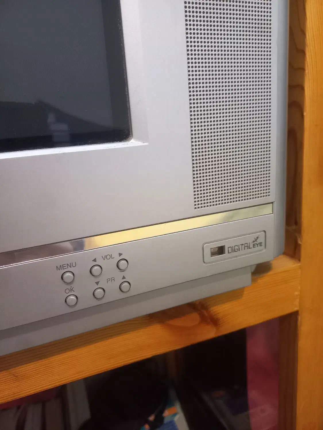 تلویزیون|تلویزیون و پروژکتور|بجنورد, |دیوار