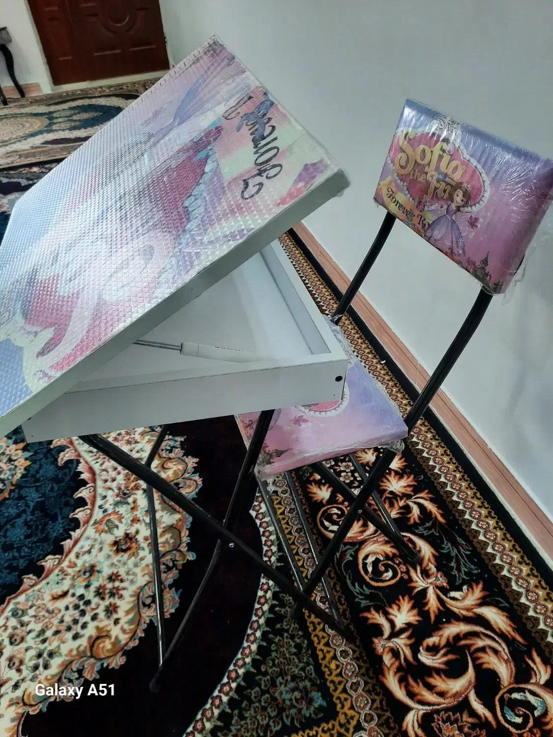 میزتحریر تاشو کاملا سالم|میز تحریر و کامپیوتر|خرم‌آباد, |دیوار