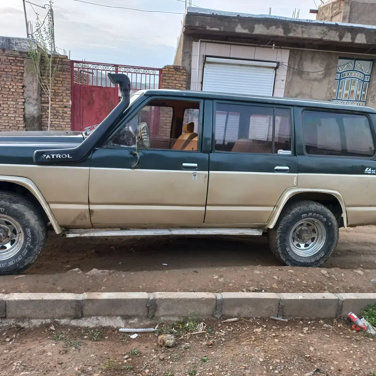پاترول چهار در چهار سیلندر|خودرو سواری و وانت|قروه, |دیوار