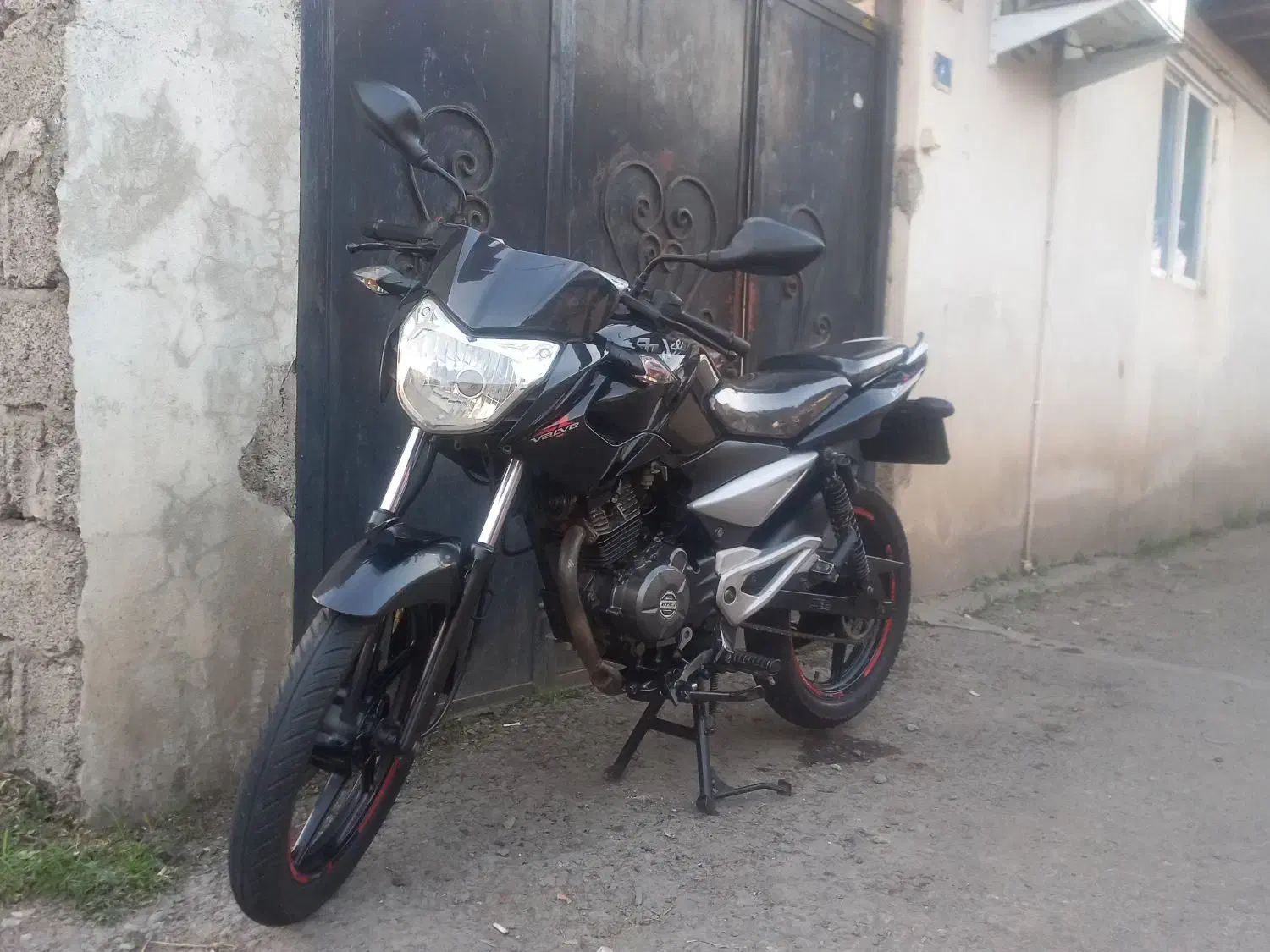 باجاج پالس۱۳۵cc|موتورسیکلت|رشت, حومه رشت|دیوار